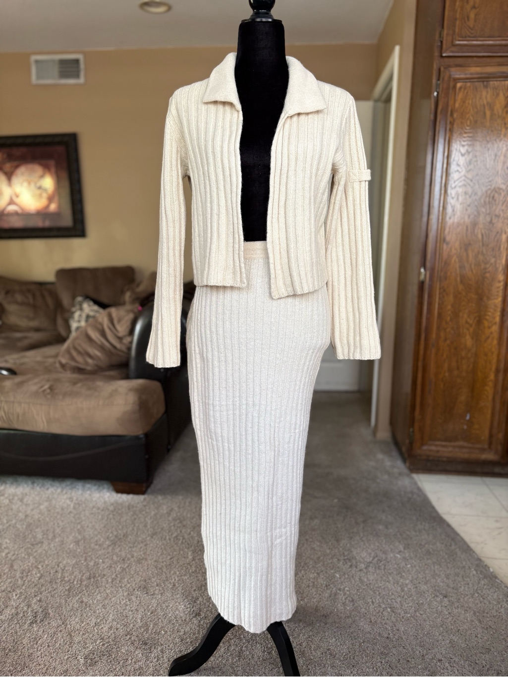 Vintage Maggie Calhoun Cream Ribbed Wool/Silk Sweater And Skirt Size 1